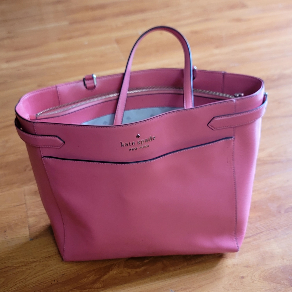 Kate Spade Pink Structured Tote Elegant Design